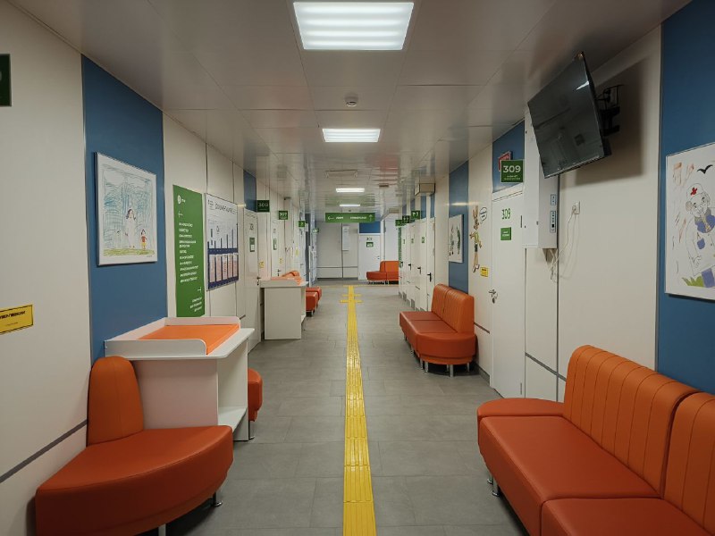 Представители партии рассказали о работе городской клинической детской больницы №3, открытой в рамках народной программы