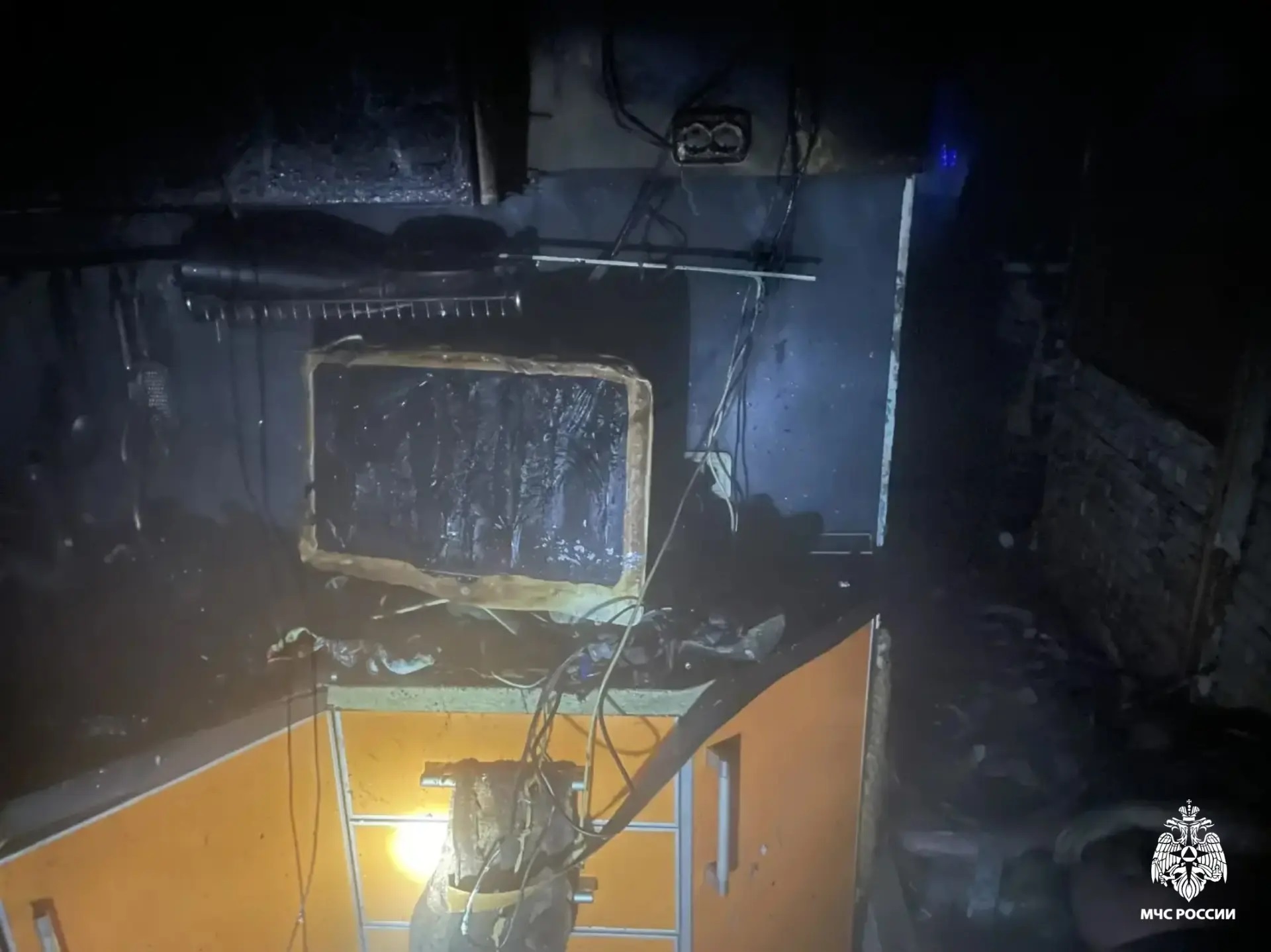 В сгоревшей квартире в Тверской области нашли тело мужчины