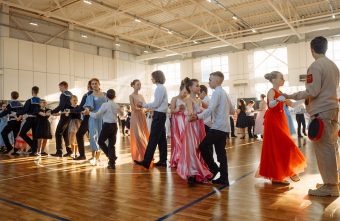 «Встреча друзей»: бал в Тверской области объединил больше 140 «орлят» бал