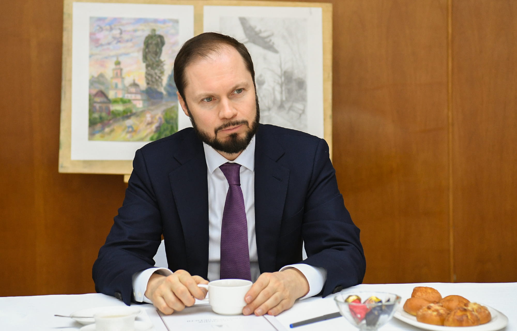 Виталий Королев дал поручения по ремонту детской школы искусств в Кимрах