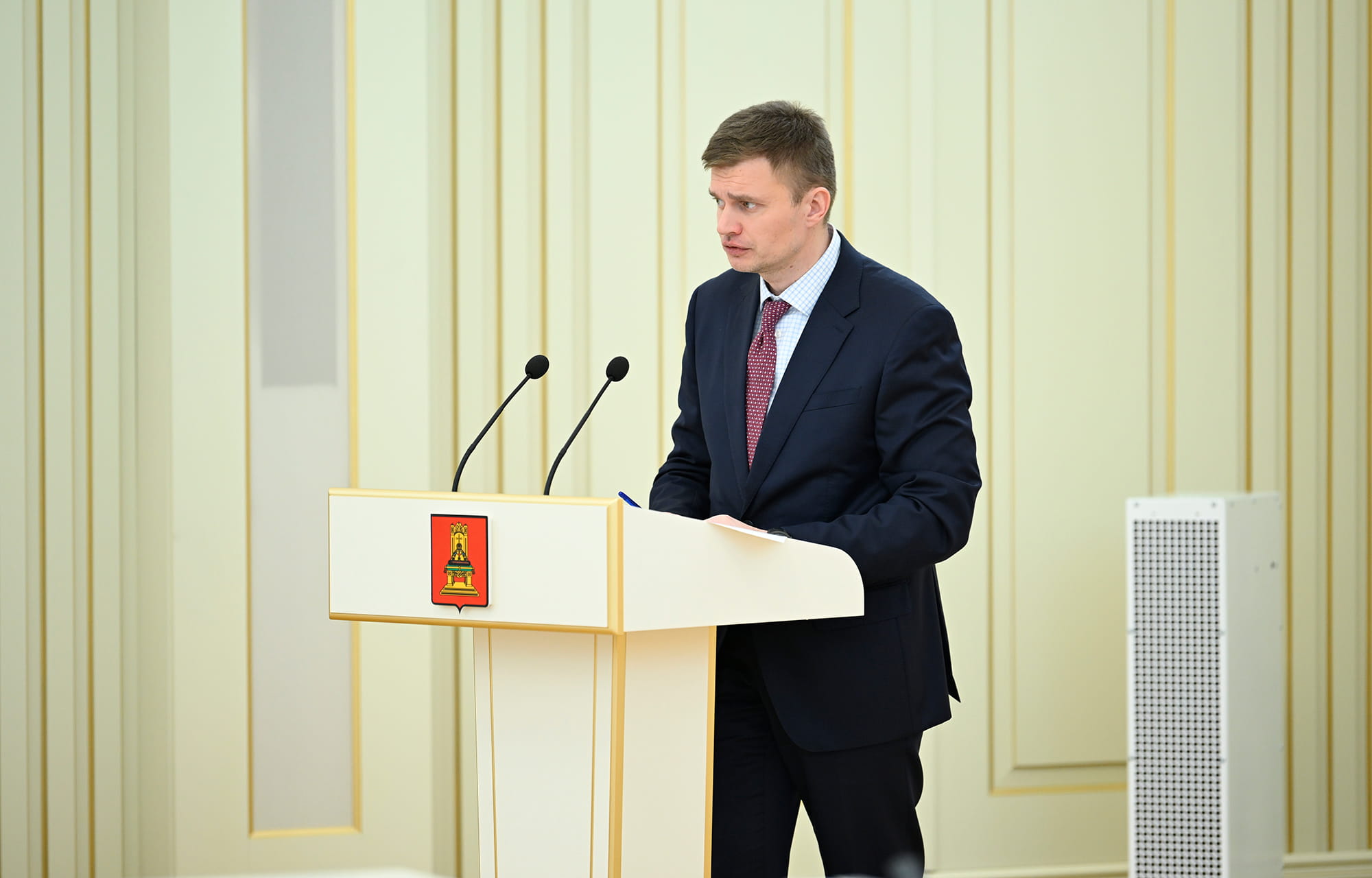 Виталий Королев определил приоритеты развития МФЦ в Тверской области