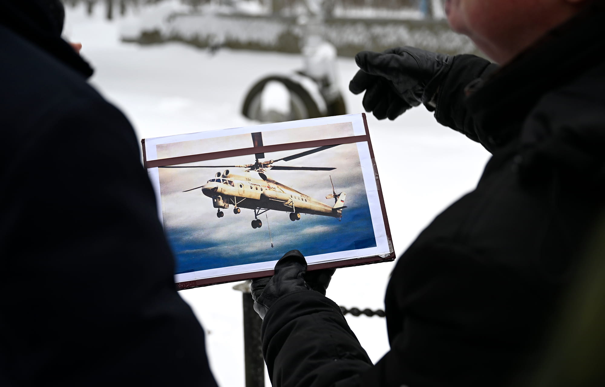 Виталий Королев в Торжке встретился с военнослужащими Центра боевого применения и переучивания летного состава армейской авиации