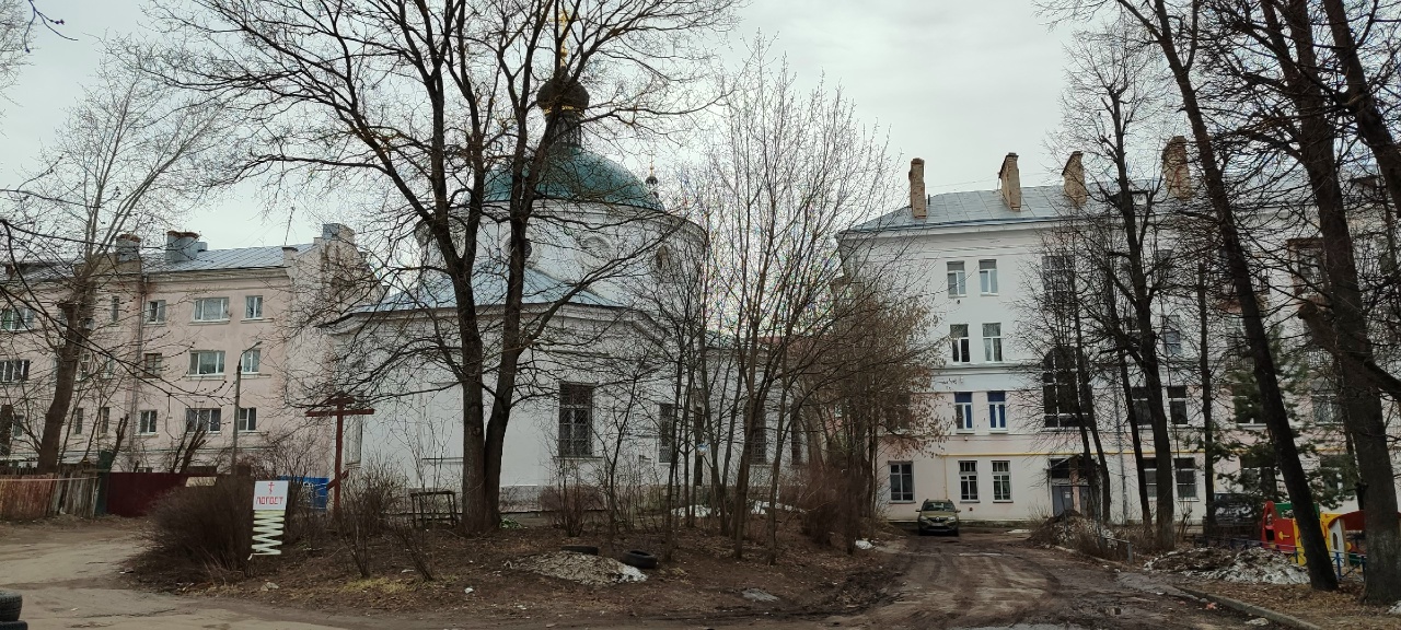 Не проходите мимо: тверской Дом поэзии и первые советские детсады