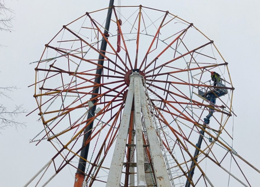 колеса обозрения