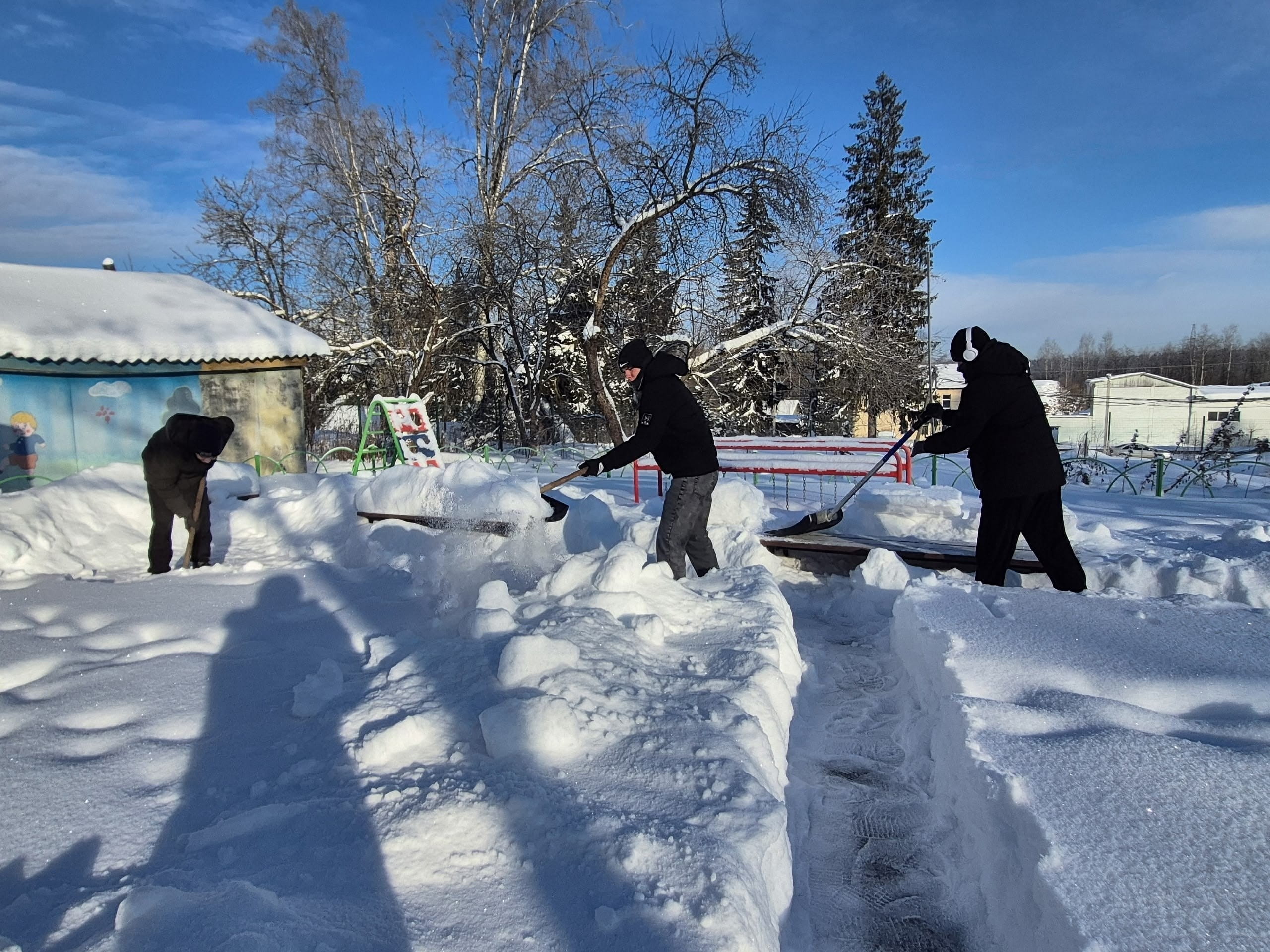 «Снежный десант» объединил представителей партии «Единая Россия» по всей Тверской области