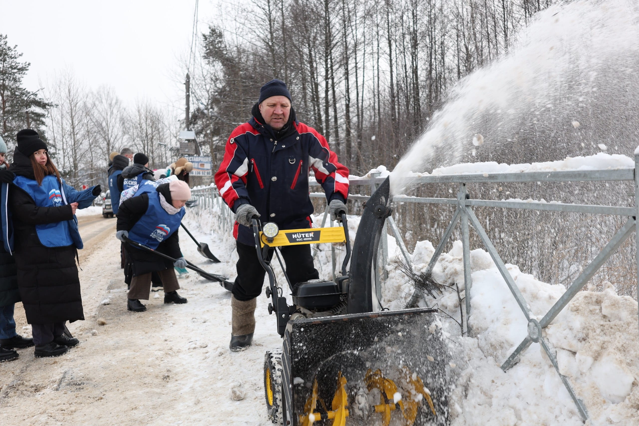 «Снежный десант» объединил представителей партии «Единая Россия» по всей Тверской области