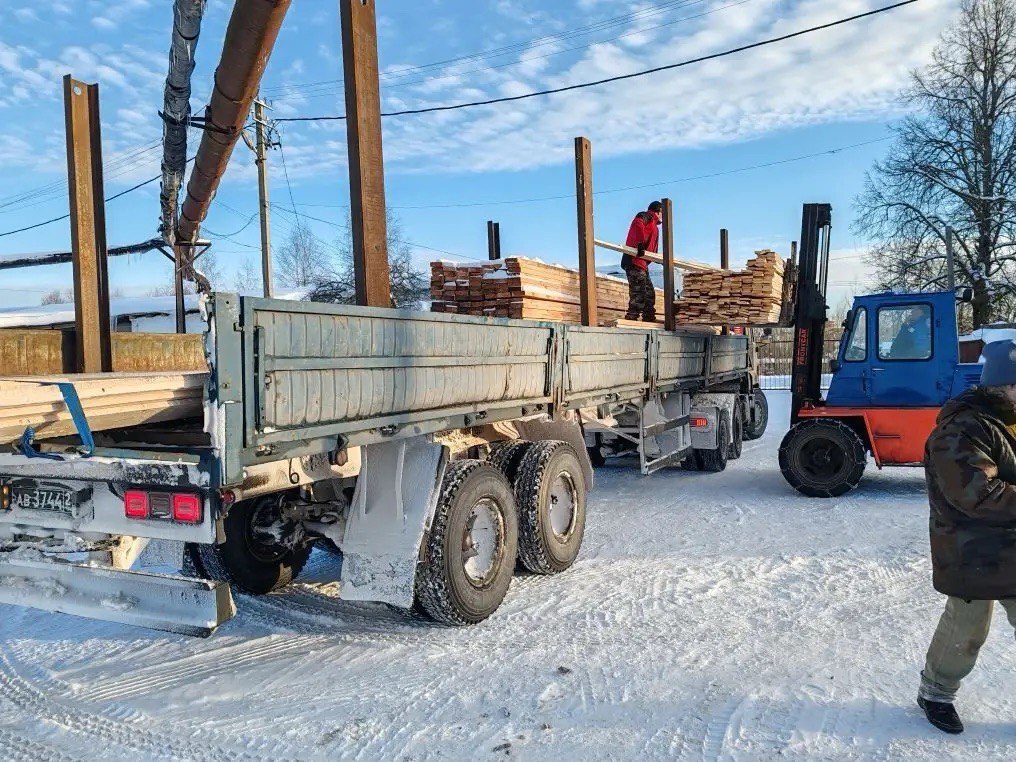 гуманитарную