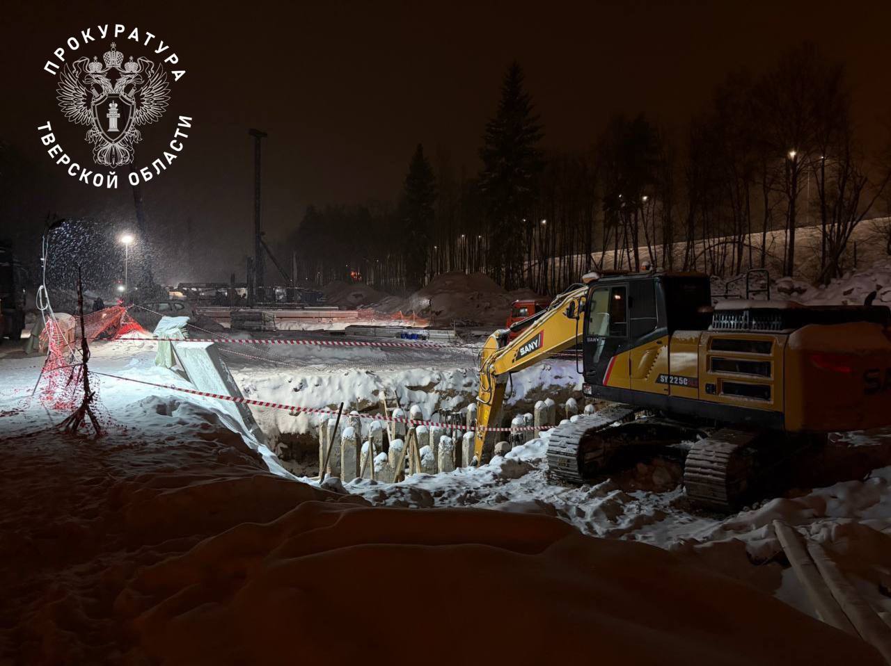 В Тверской области работника насмерть придавило железобетонной плитой