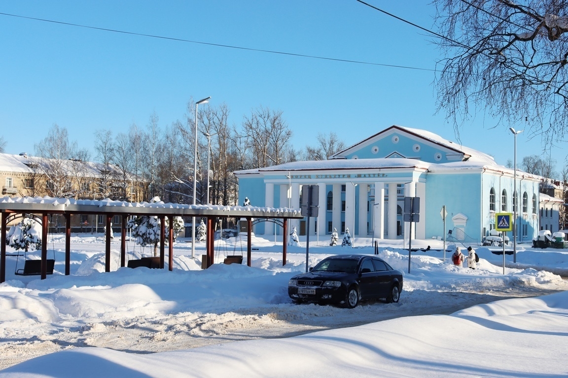 Местная власть в Тверской области просит жителей не мешать в расчистке снега