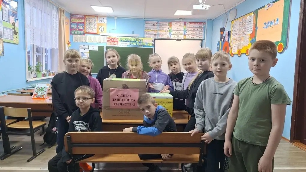 Жители Тверской области разных возрастов отправляют гуманитарные грузы для бойцов СВО