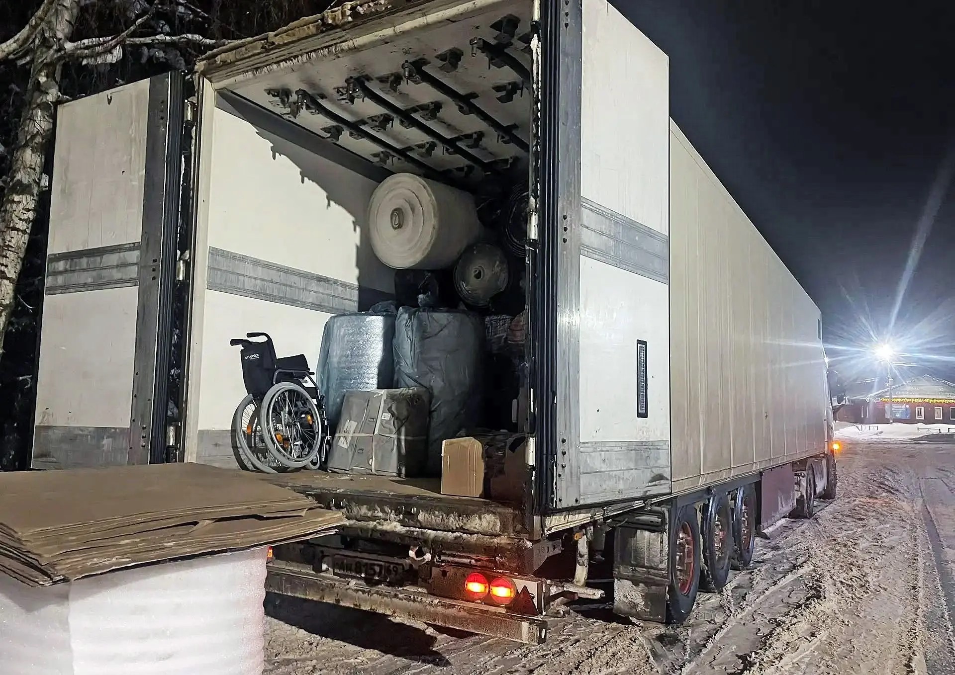 Жители Тверской области разных возрастов отправляют гуманитарные грузы для бойцов СВО