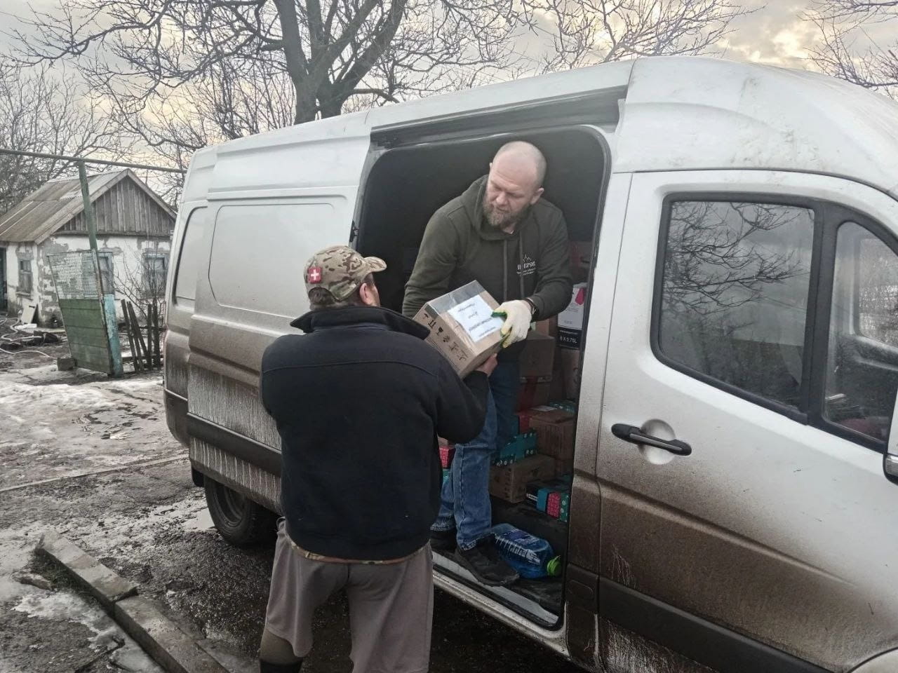 Из Тверской области отправляют подарки и необходимые вещи землякам в зону СВО