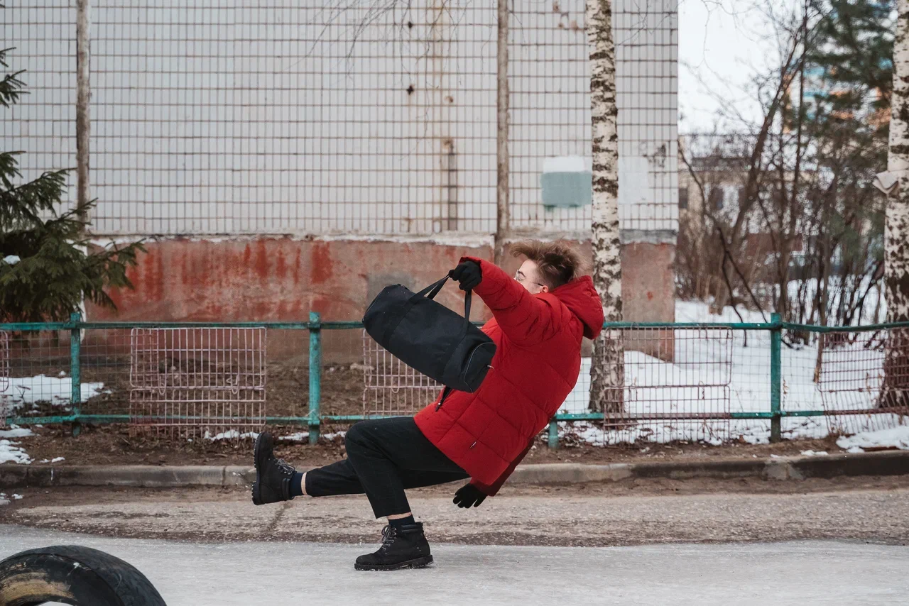 Неисправность в двигателе привела к возгоранию автобуса в Твери