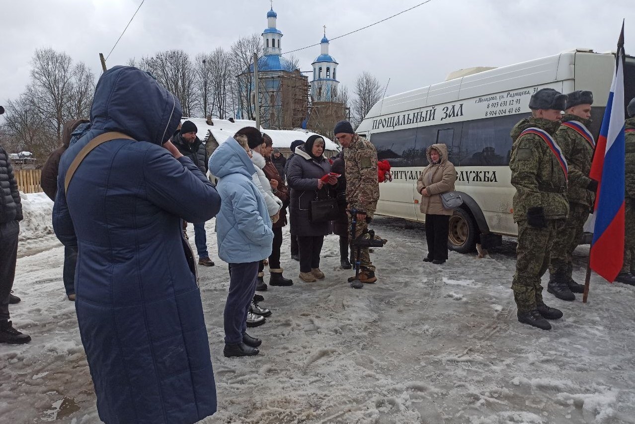 В Тверской области проводили в последний путь Сергея Николаева