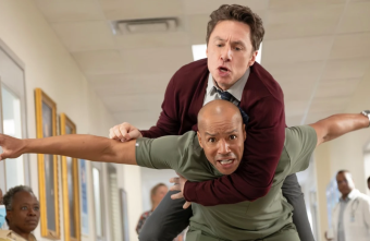 Светлая грусть по двухтысячным: стоит ли смотреть новую «Клинику»