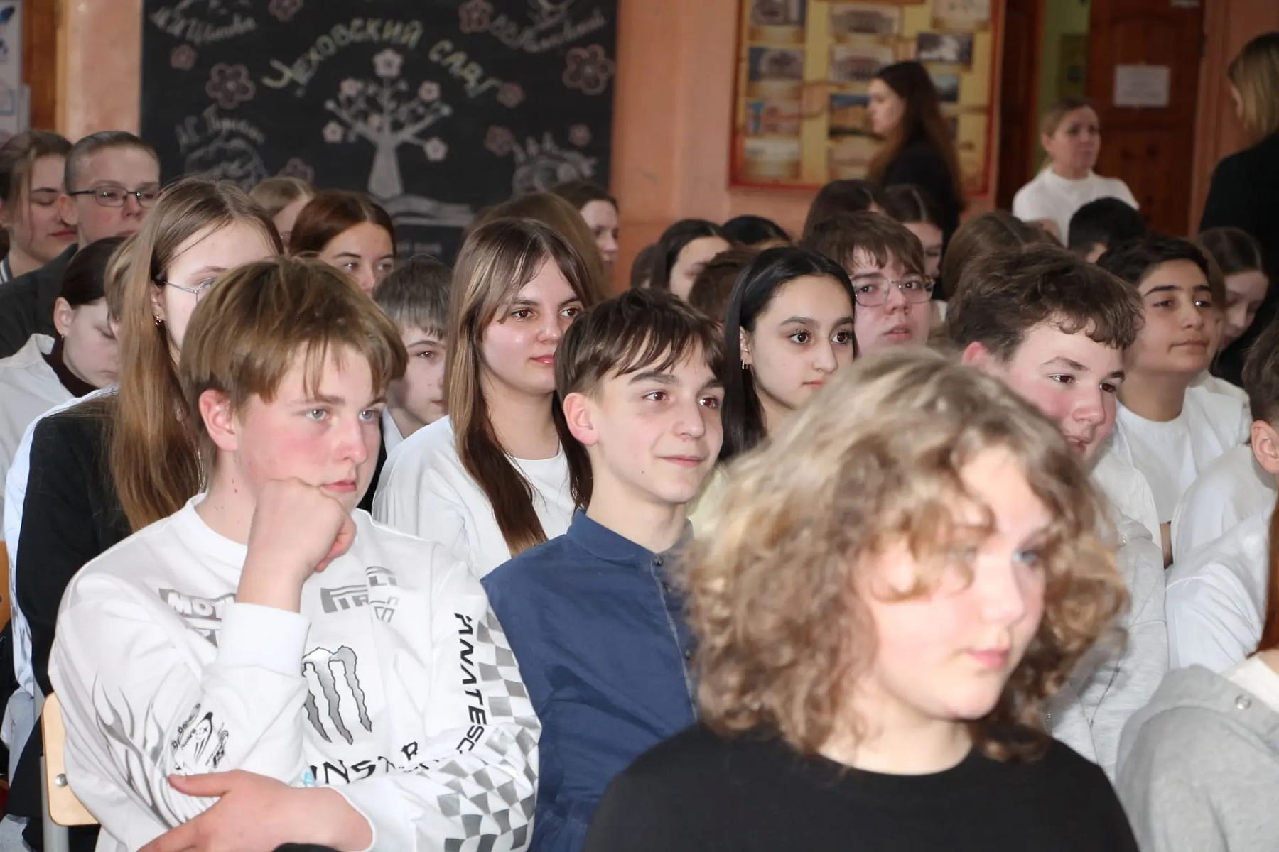 «Чтецкие программы»: режиссер Клим Шипенко пообщался со школьниками Вышнего Волочка