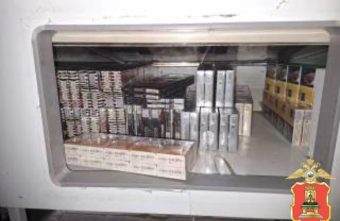 В Тверской области предприниматель торговал нелегальными сигаретами и алкоголем нелегальными