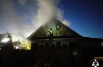 В Тверской области огнеборцы оперативно потушили пожар в доме оперативно