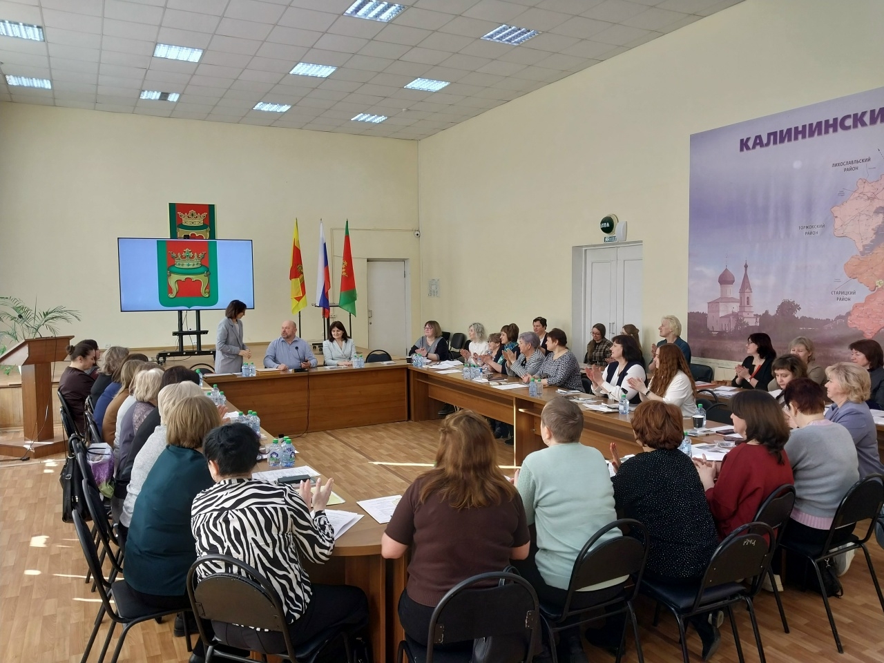 Заведующая архивным отделом администрации Андреапольского округа приняла участие в совещании под Тверью