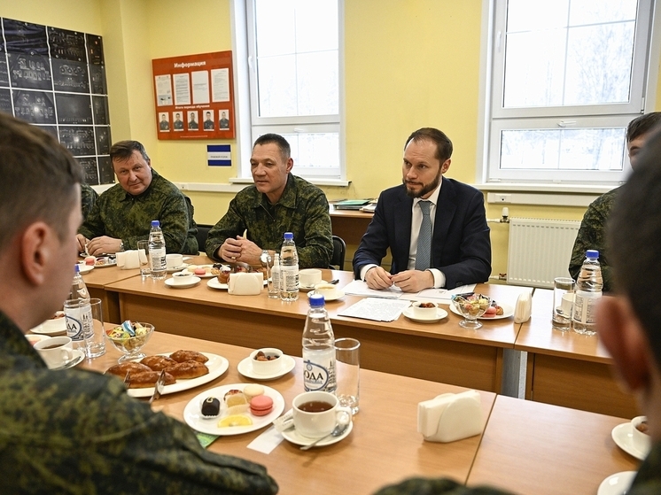 военнослужащих