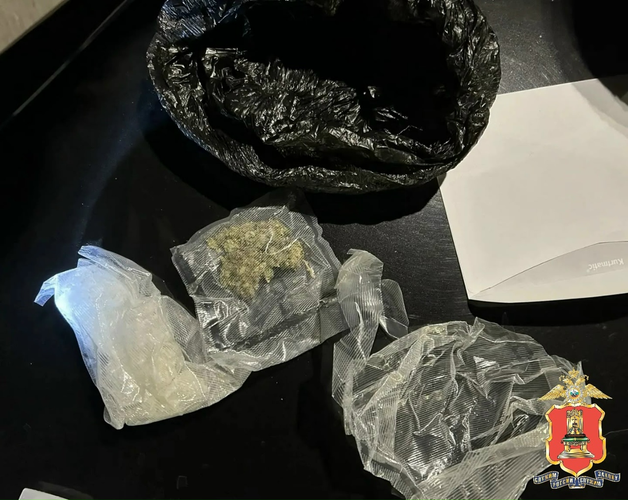 наркокурьеров