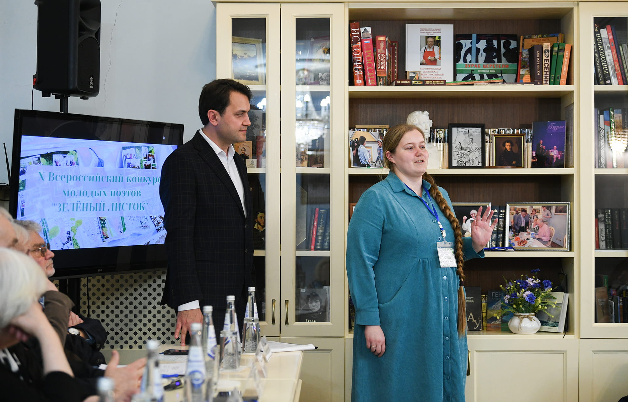 В Твери стартовали праздничные мероприятия в честь Всемирного дня поэзии