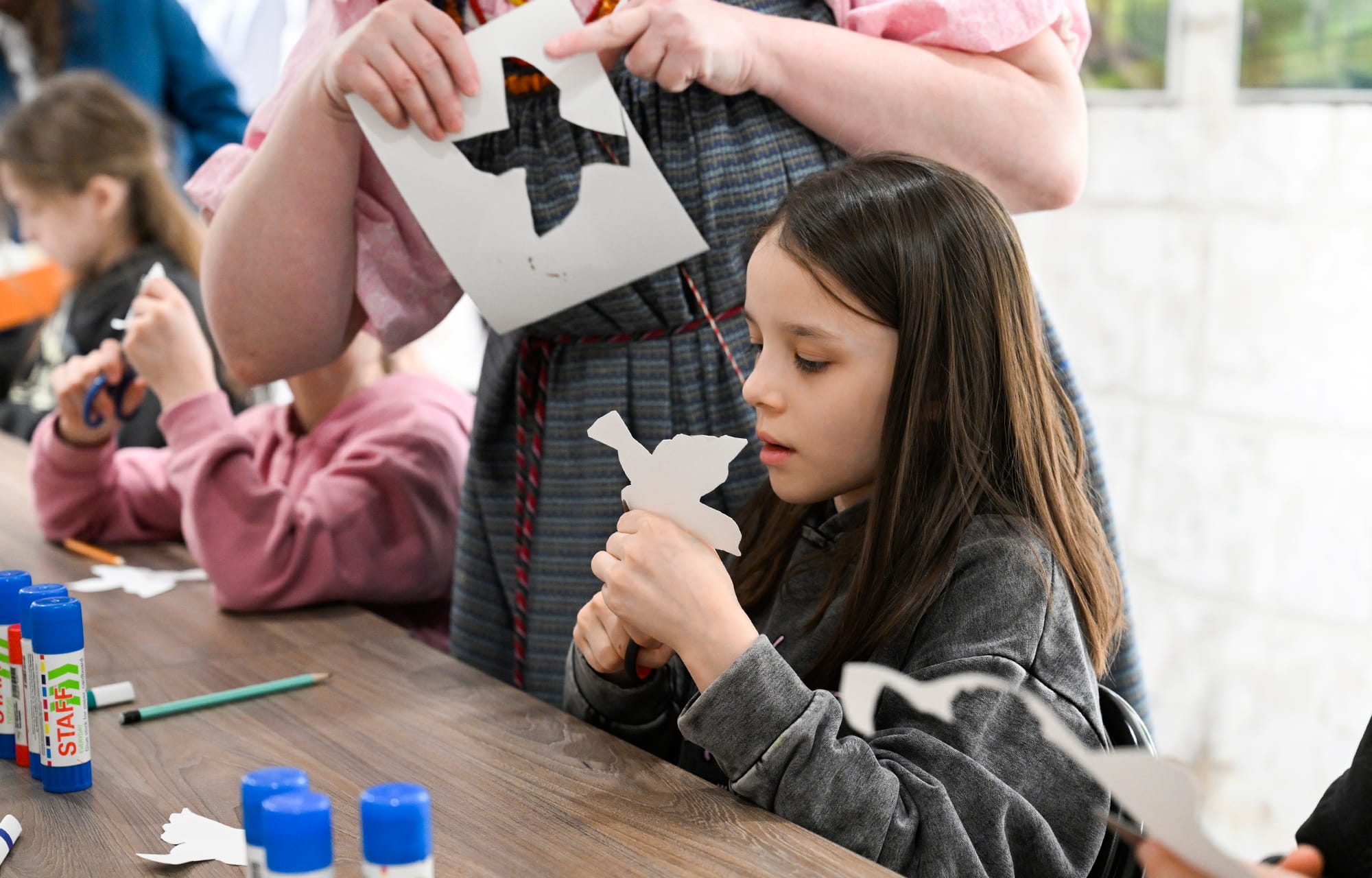 В Твери многодетные семьи и семьи участников СВО встретили весну по старорусским обычаям