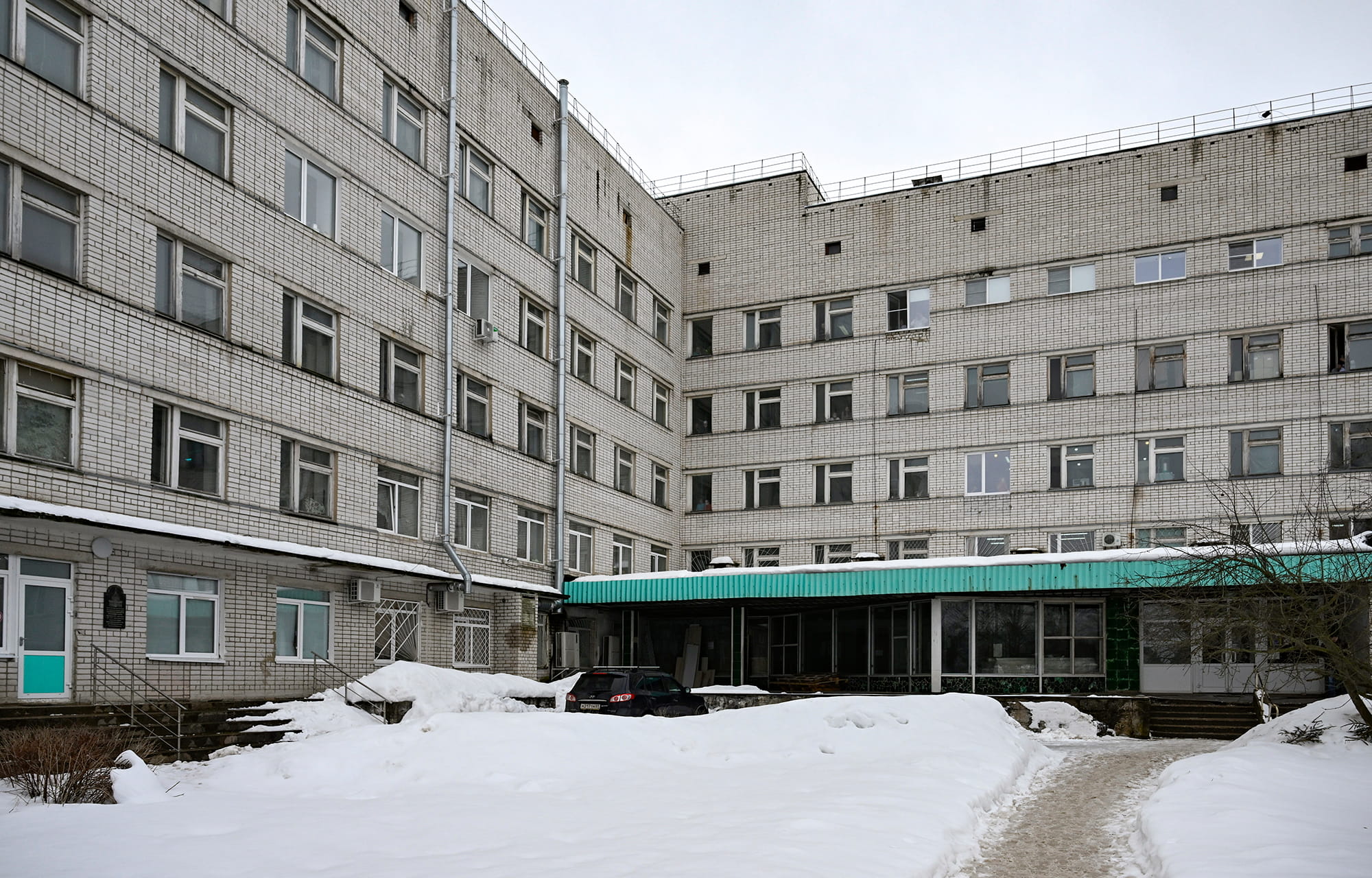 По поручению Виталия Королева для Вышневолоцкой ЦРБ закупят новое оборудование