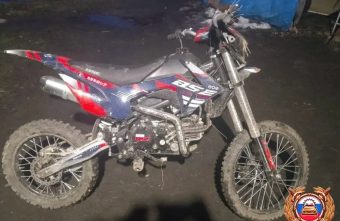 Два подростка на питбайке попали в ДТП в Тверской области подростка