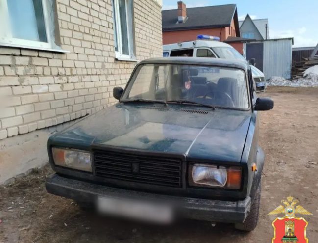 припаркованный