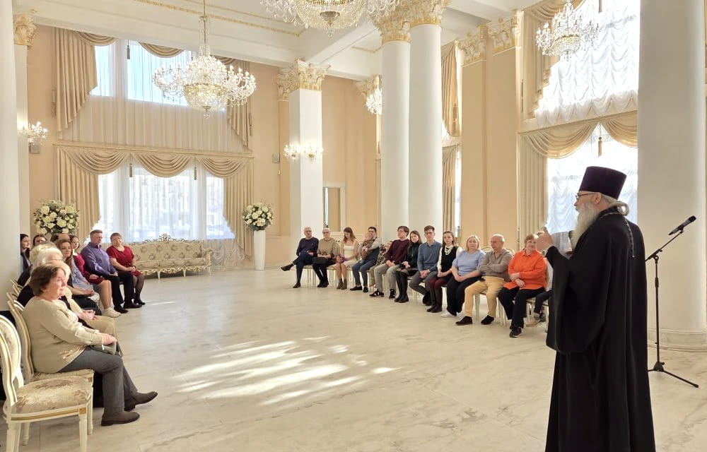 «От ситцевой свадьбы до золотой»: в Твери чествовали супружеские пары