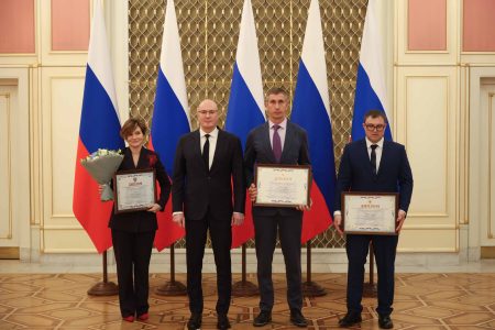 Правительства