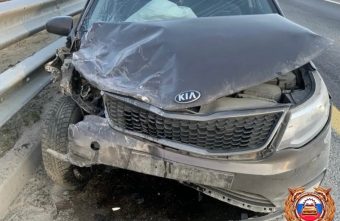 Три человека пострадали в тройном ДТП на трассе М-11 в Тверской области пострадали