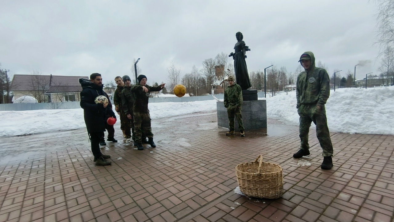 "Мы патриоты Родины своей!": в посёлке Оленино прошла военно-спортивная квест-игра