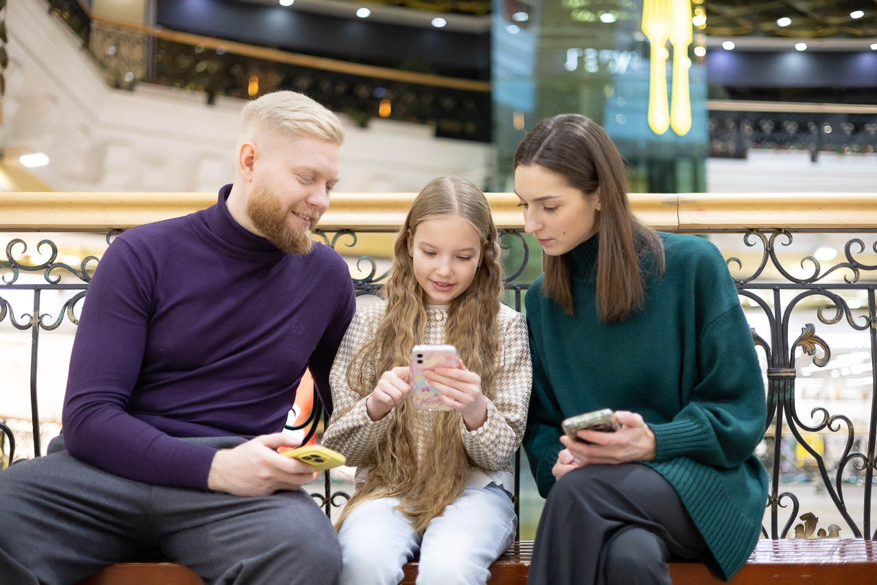 Как семейные правила и настройки смартфона влияют на безопасность детей