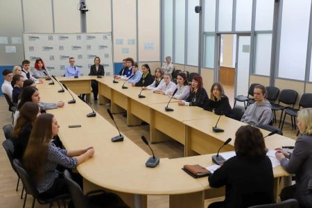 Профессионалы