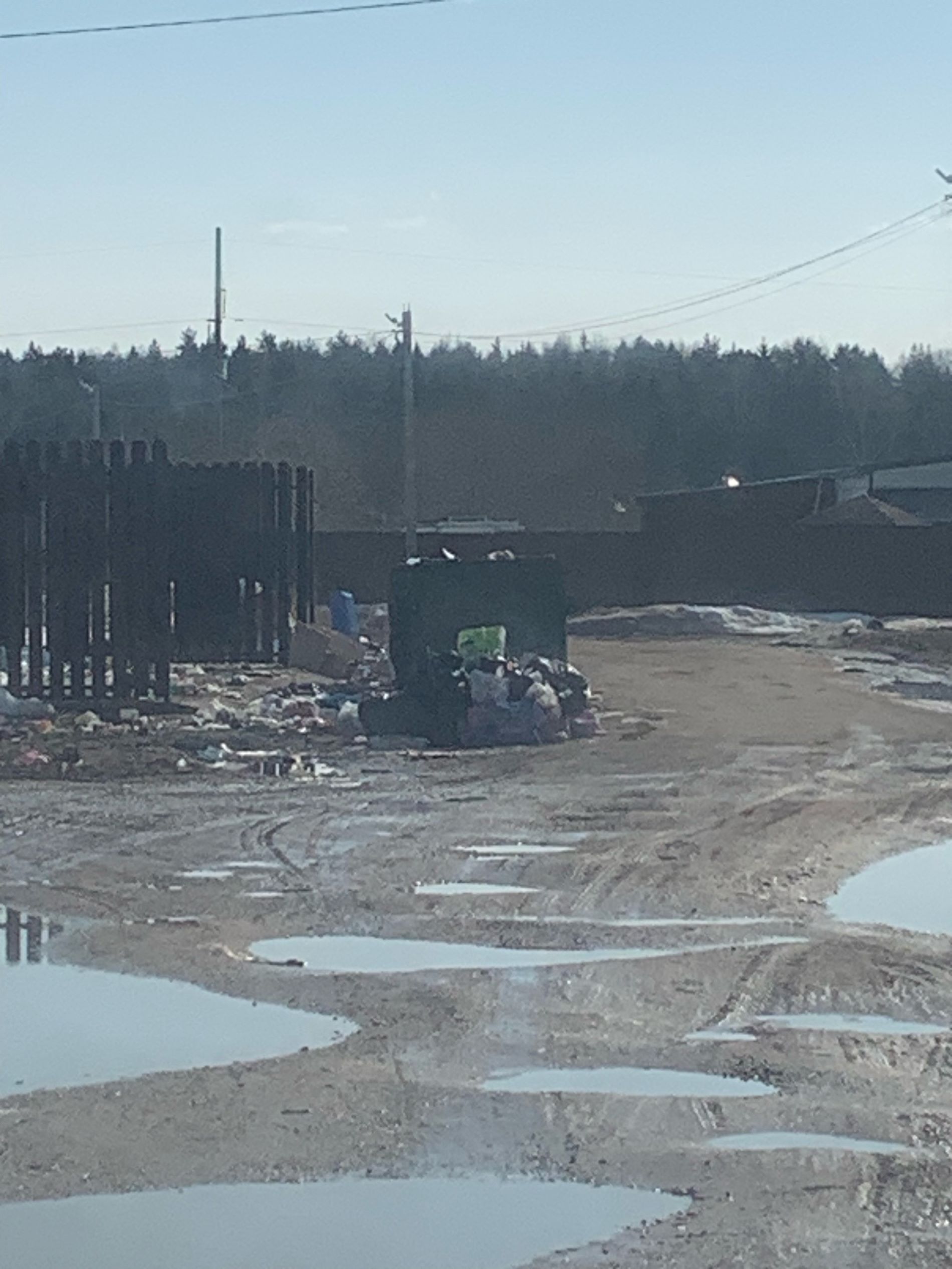 Проблему мусорной свалки под Тверью жители намерены решить через суд