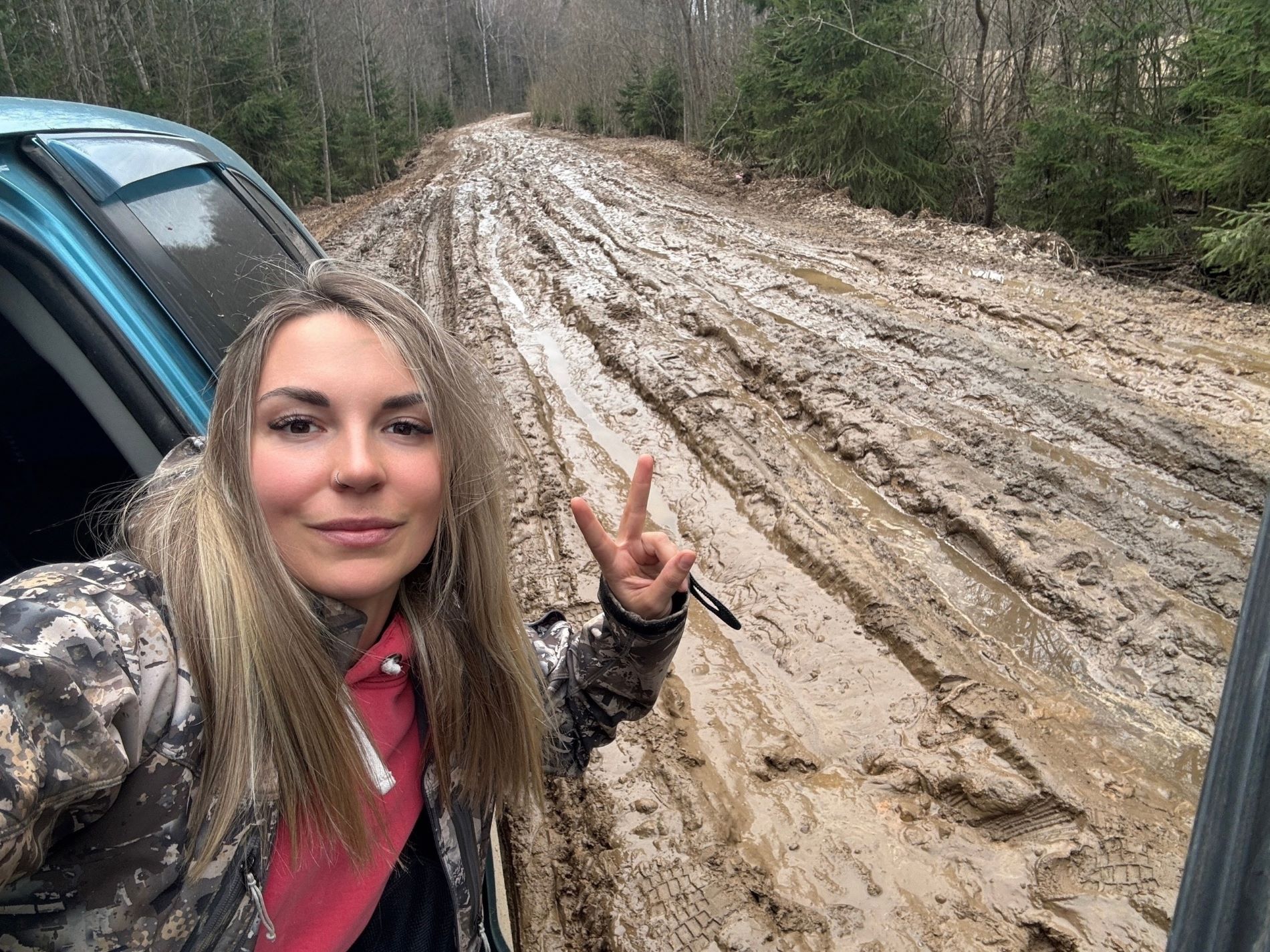 Жители Тверской области не могут проехать к своим домам