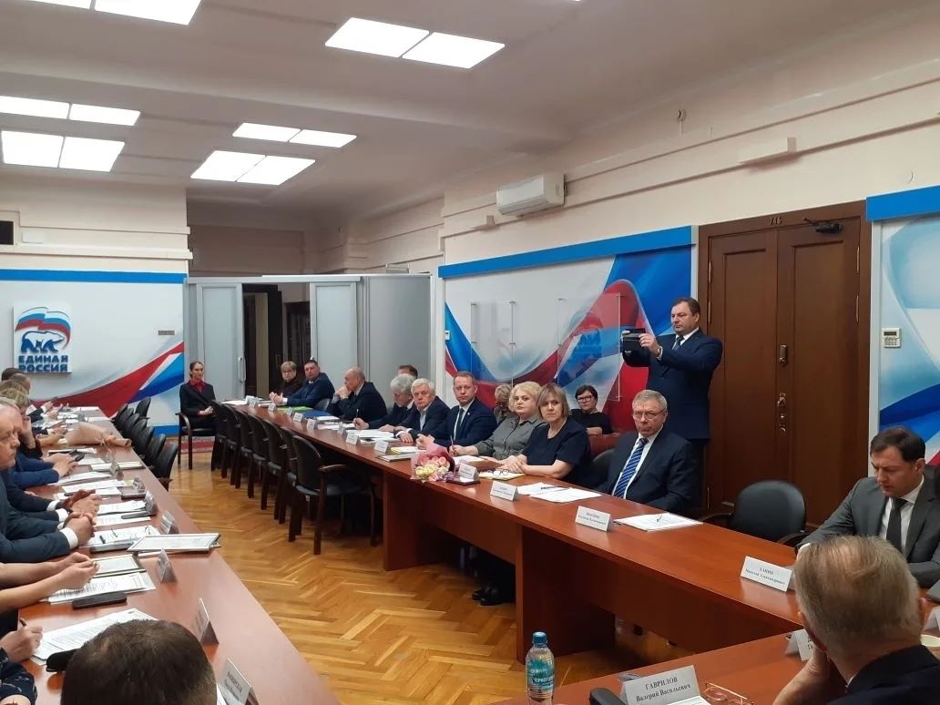 Глава Калязинского округа Константин Ильин получил благодарственное письмо Госдумы