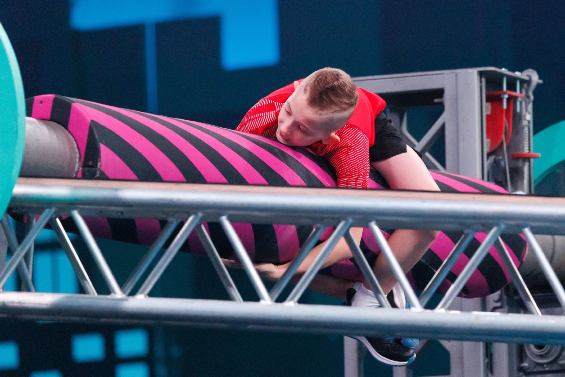 Ярослав Кубрак из Твери третий раз прошел в финал экстрим-шоу «Суперниндзя. Дети»