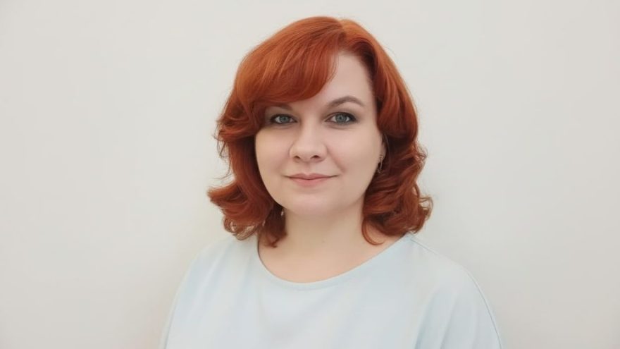 Стрельцова