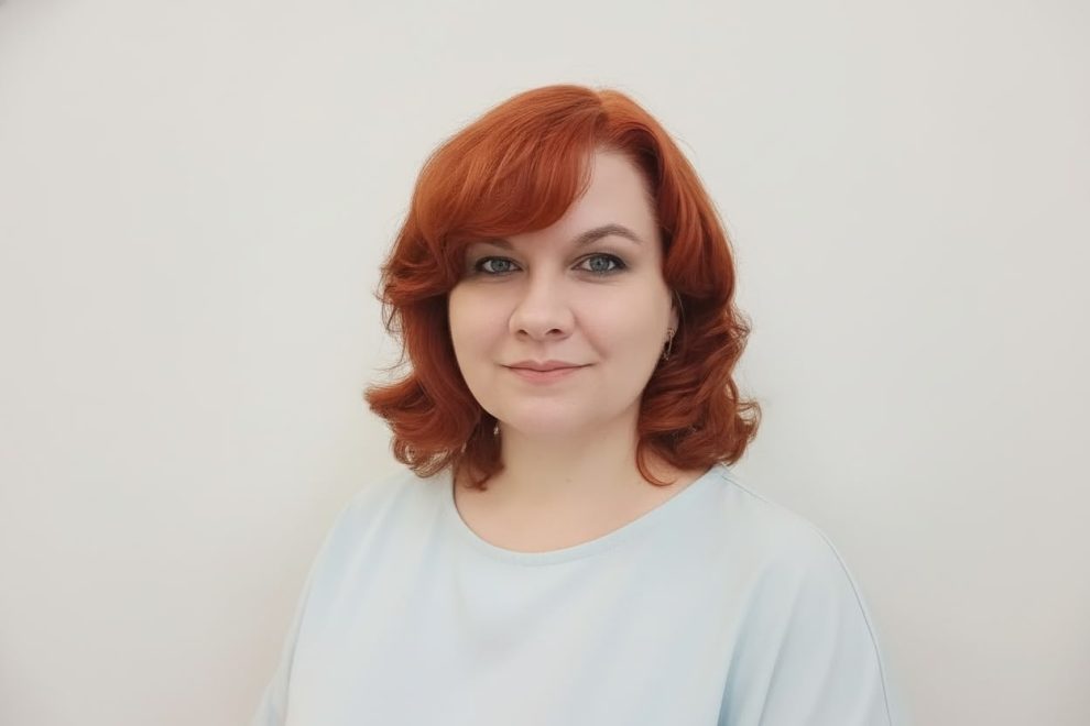 Стрельцова