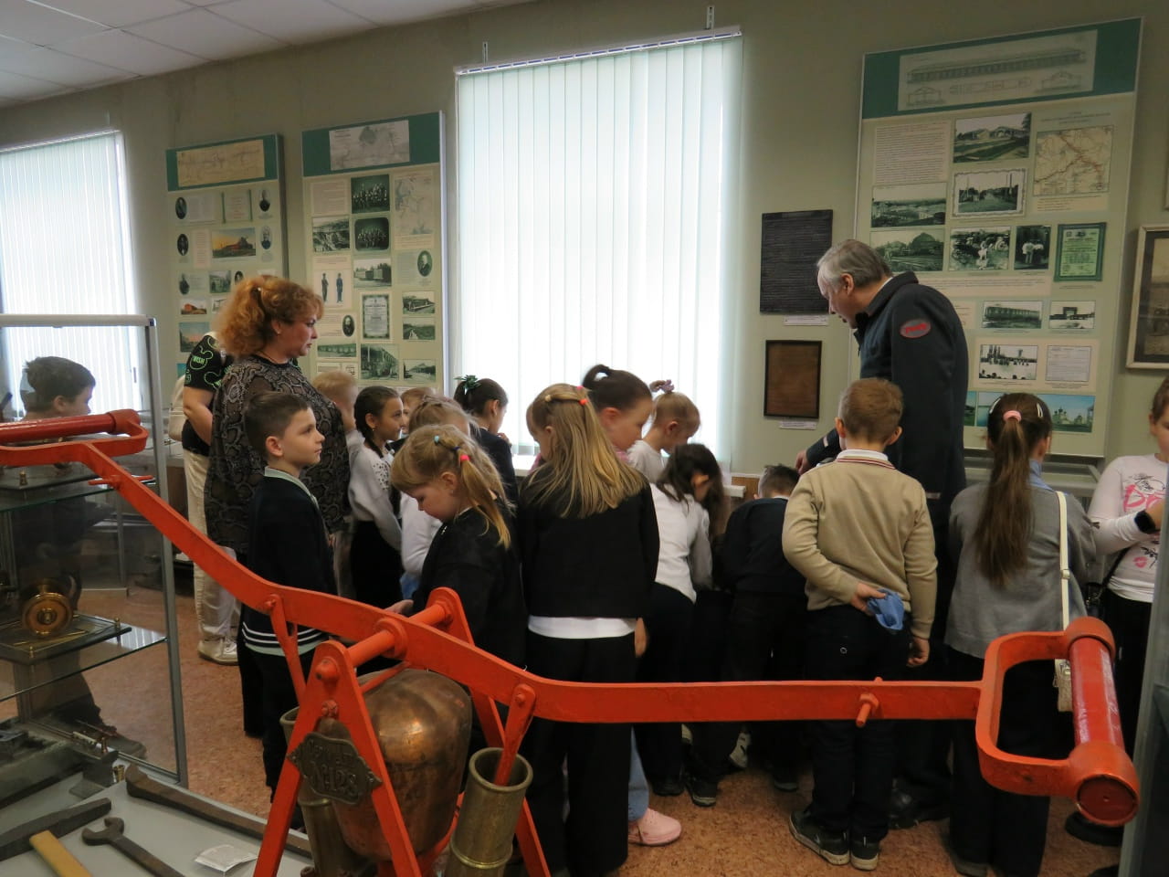 Тверским школьникам напомнили о безопасности на железной дороге