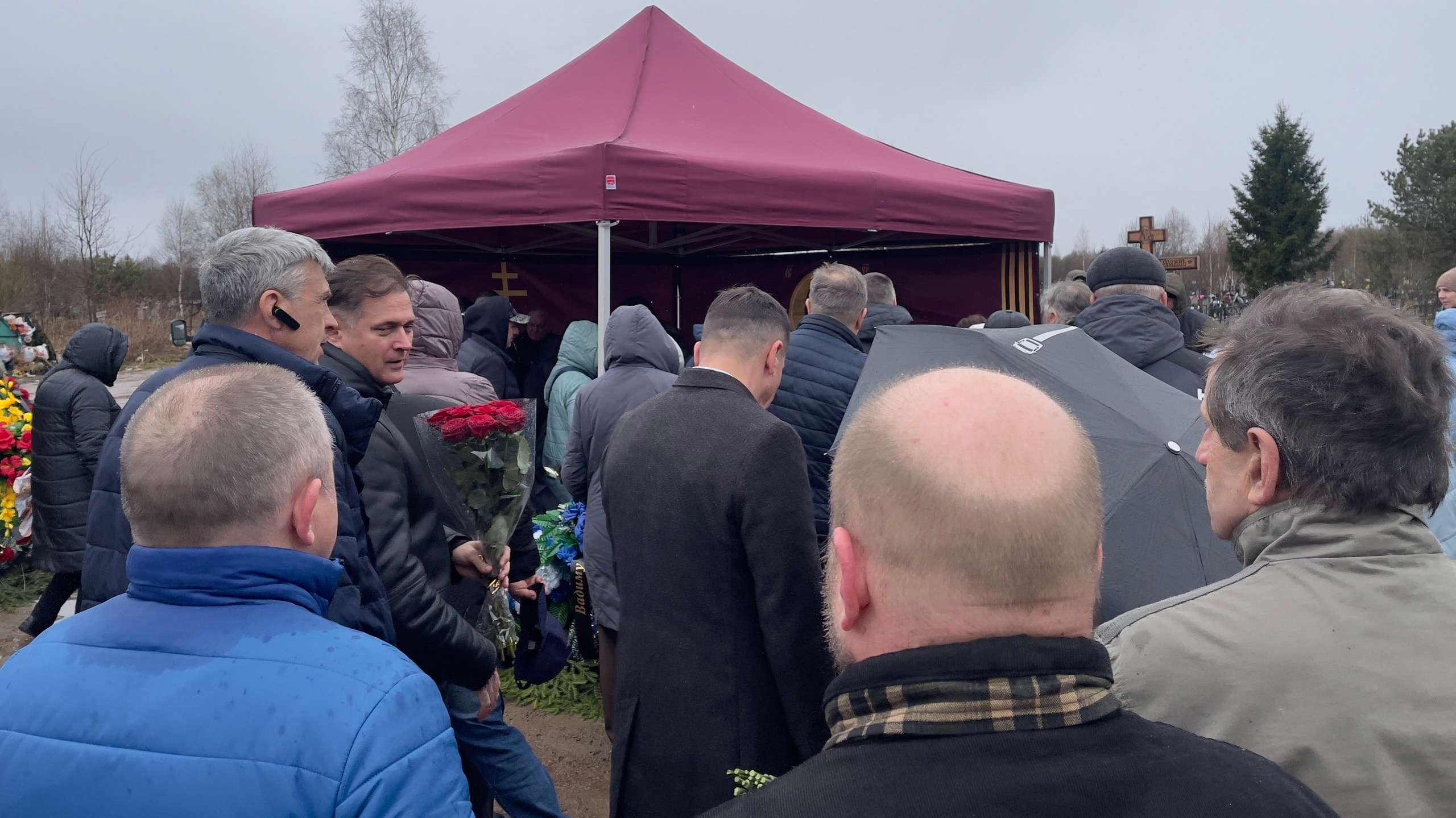 В Тверской области простились с погибшим в зоне СВО бойцом