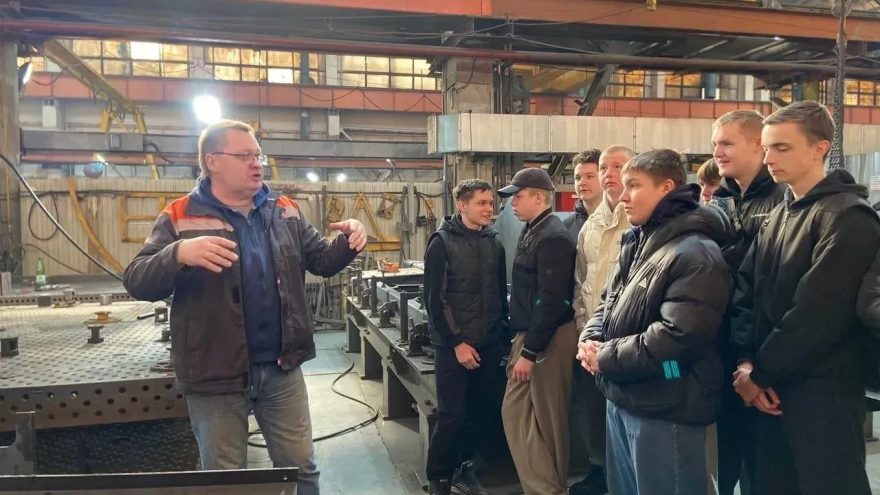 Выпускники колледжей Тверской области узнали о карьерных возможностях благодаря акции «Стань профессионалом!»