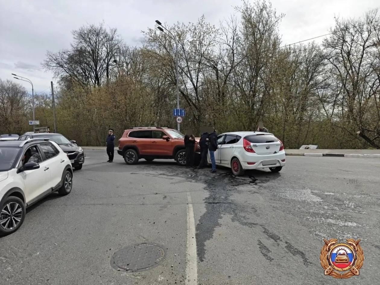 В ДТП в Твери пострадала девочка