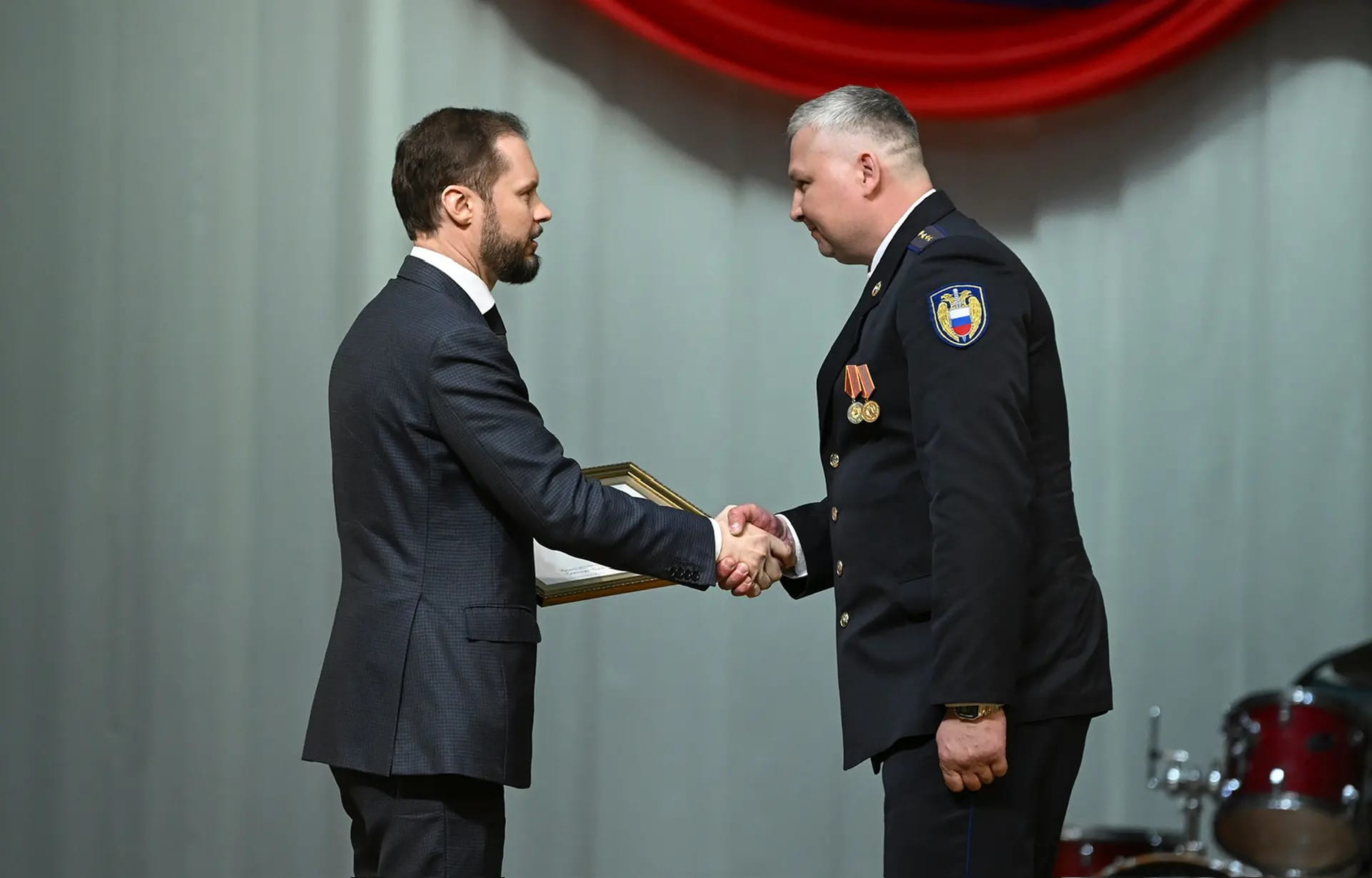 Виталий Королев поздравил сотрудников и ветеранов органов правительственной связи Тверской области