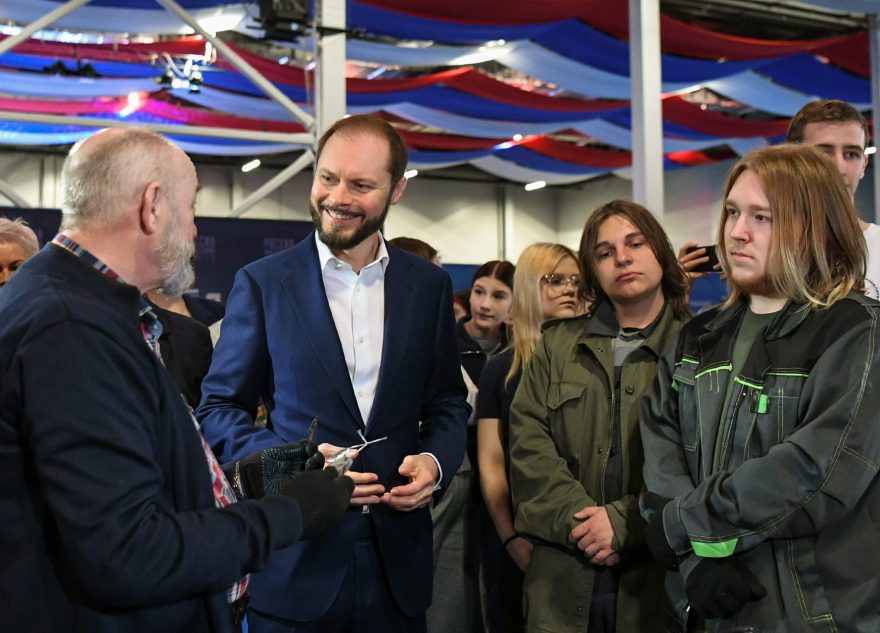 Виталий Королев: в Тверской области появится программа содействия трудоустройству молодёжи