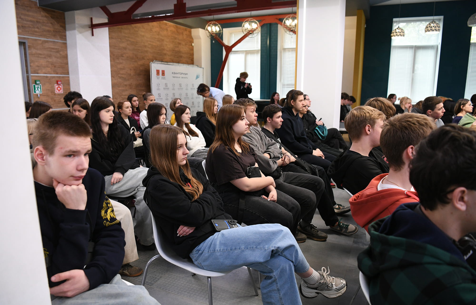 Тверской молодежи рассказали, как противостоять навязыванию идеологии терроризма