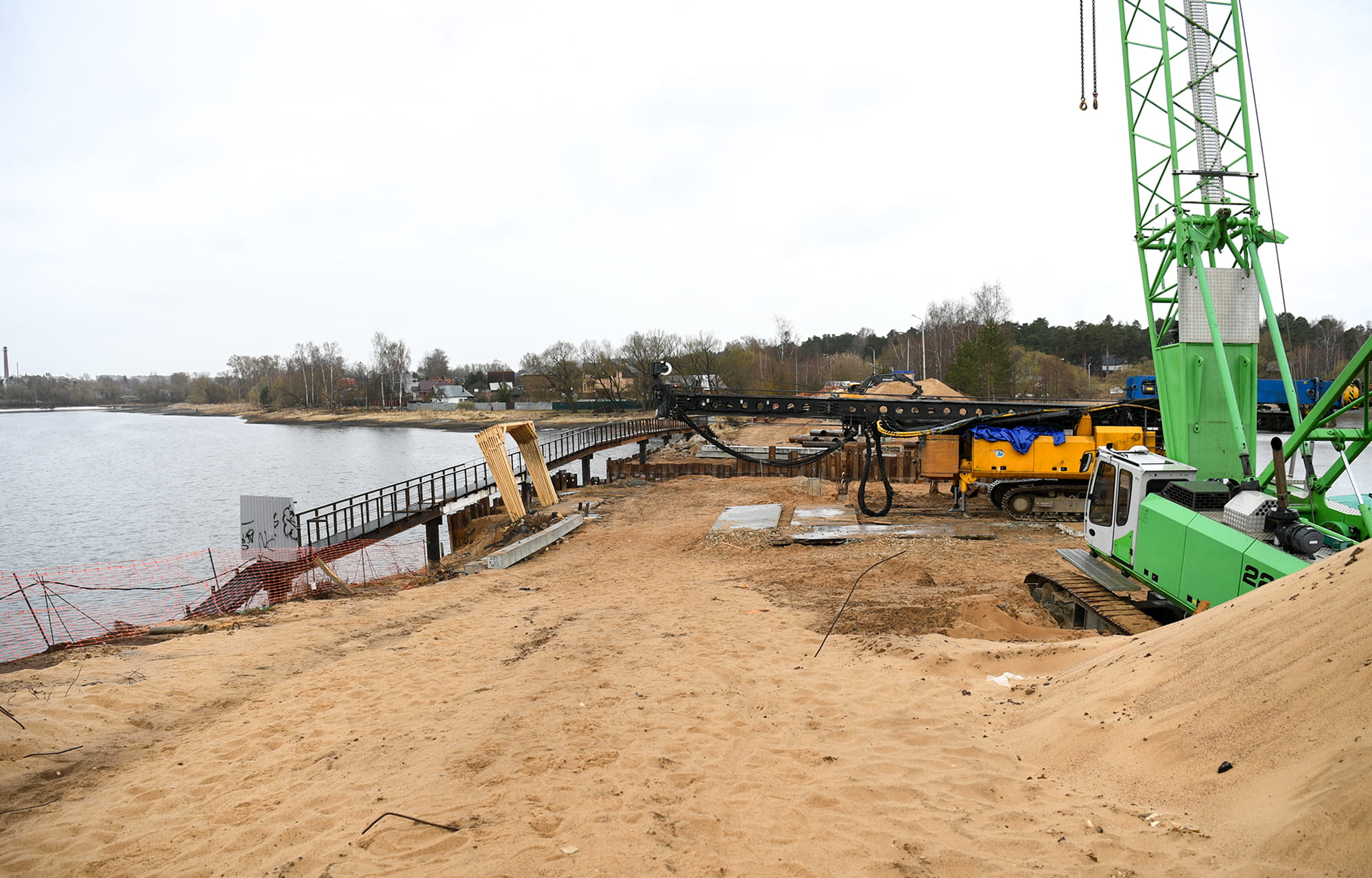 Виталий Королев поручил увеличить темпы реконструкции моста через реку Донховка в Конаковском округе